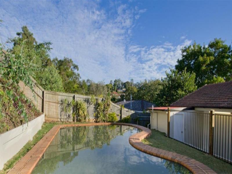 12 Eastment Street, Bardon QLD 4065