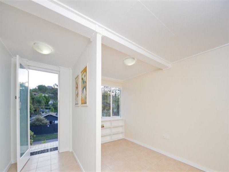 12 Eastment Street, Bardon QLD 4065