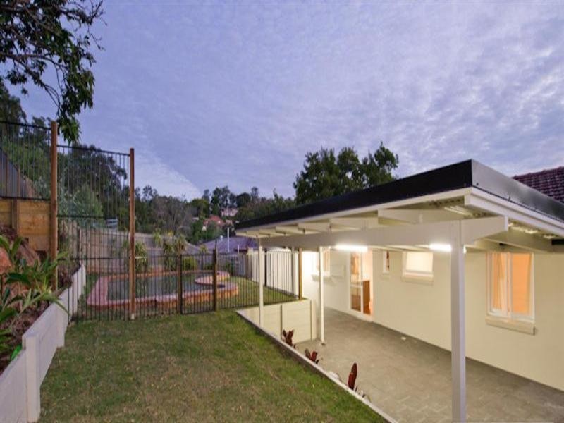 12 Eastment Street, Bardon QLD 4065