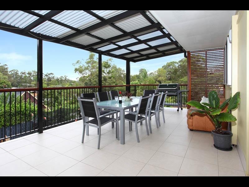 5 Job Street, Chapel Hill QLD 4069