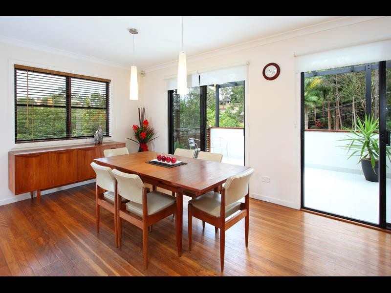 5 Job Street, Chapel Hill QLD 4069