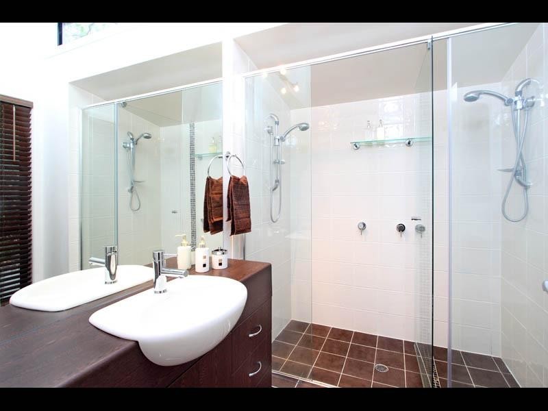 5 Job Street, Chapel Hill QLD 4069