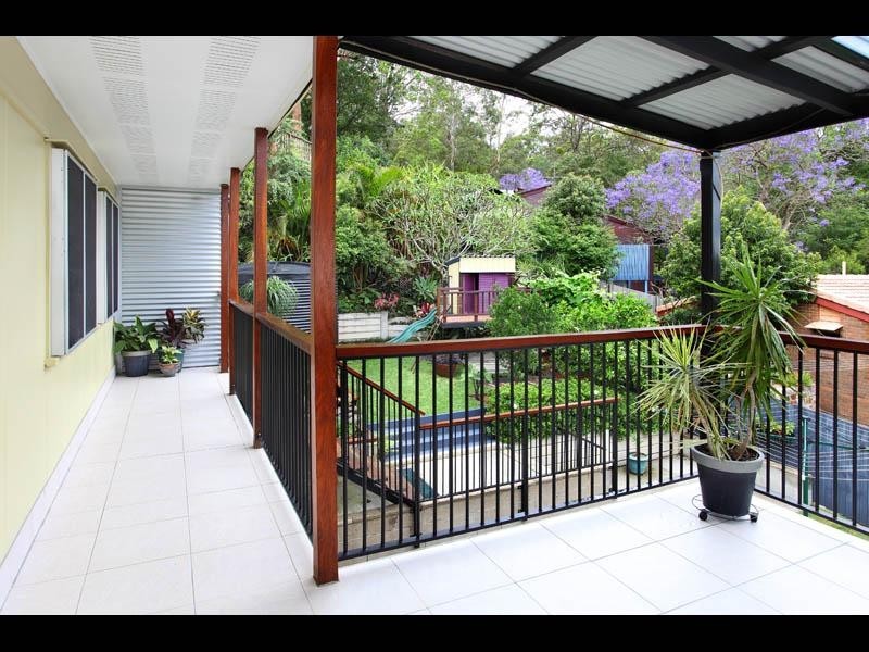 5 Job Street, Chapel Hill QLD 4069
