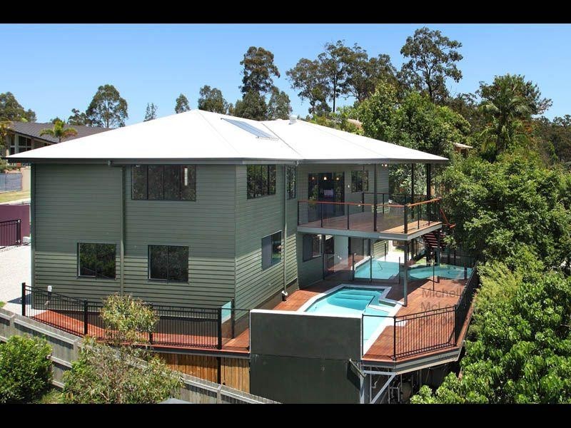 6 Sherborne Place, Chapel Hill QLD 4069