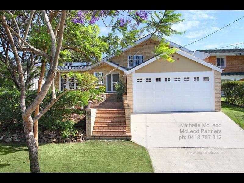 10 Mabb Street, Kenmore QLD 4069