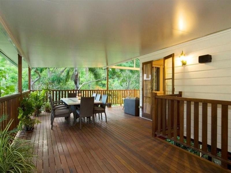 6 Rankin Street, Indooroopilly QLD 4068