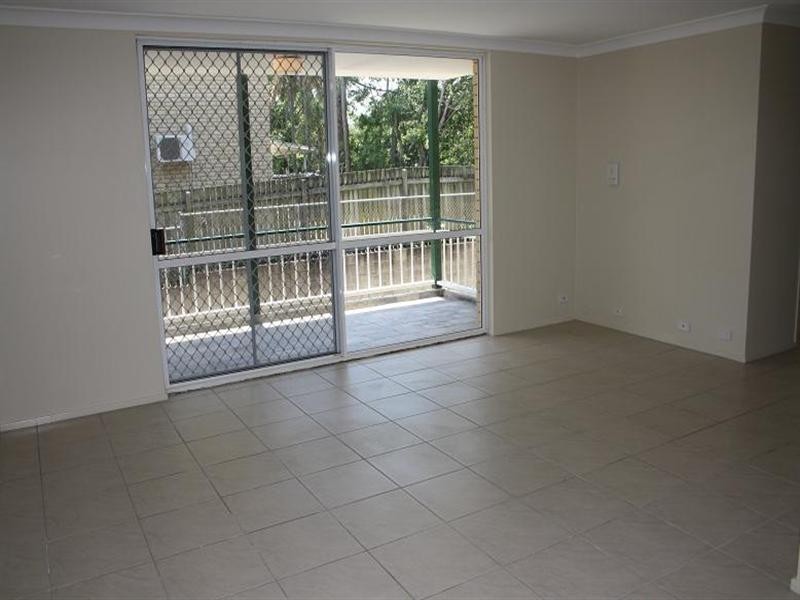 1/22 Warren Street, St Lucia QLD 4067