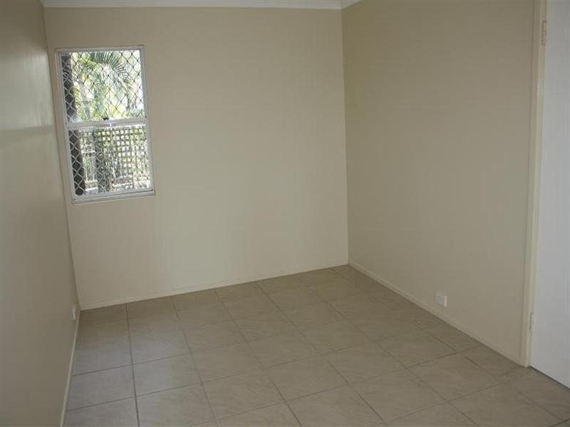 1/22 Warren Street, St Lucia QLD 4067