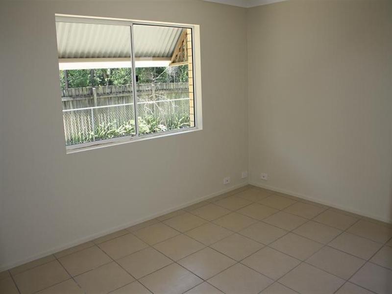 1/22 Warren Street, St Lucia QLD 4067