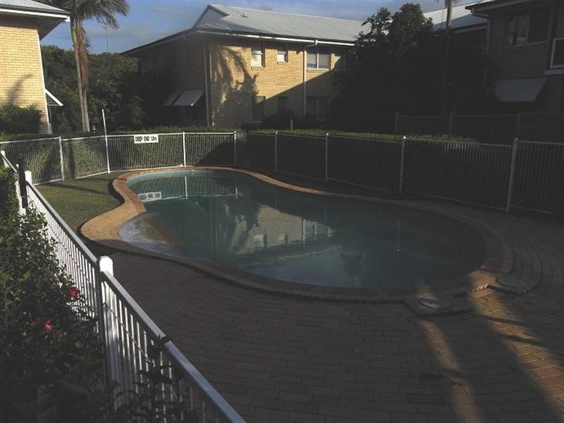 1/22 Warren Street, St Lucia QLD 4067