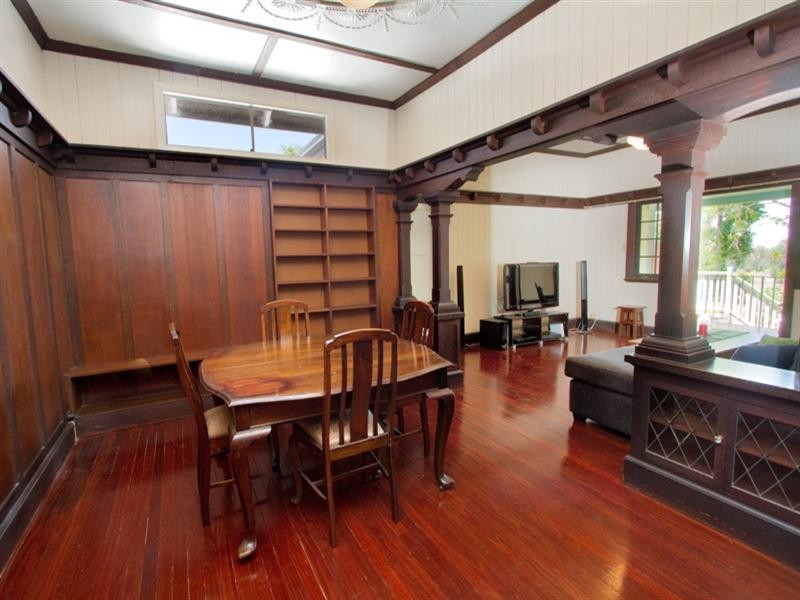 33 Volga Crescent, Indooroopilly QLD 4068