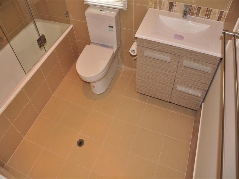 89 Ninth Avenue, St Lucia QLD 4067