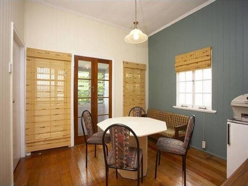 10 Elliott Street, Woolloongabba QLD 4102