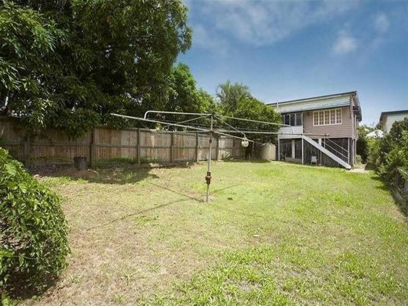 10 Elliott Street, Woolloongabba QLD 4102