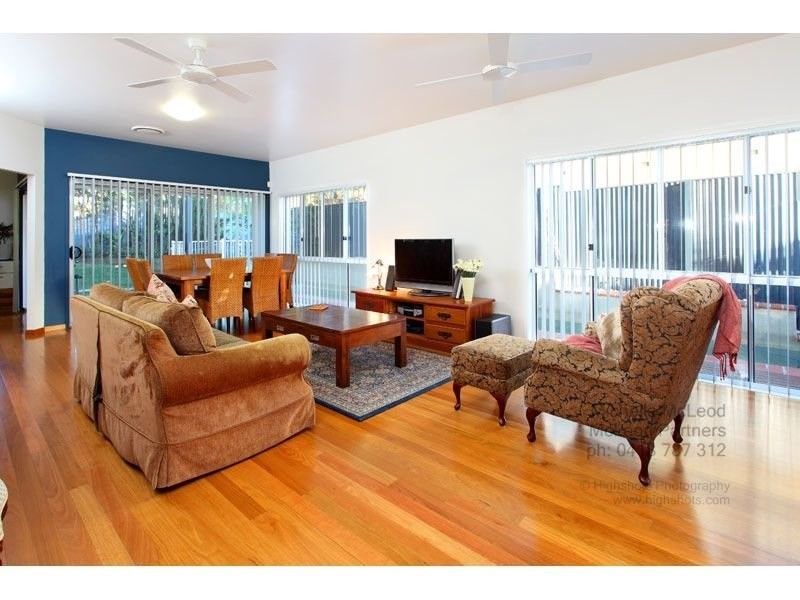 35 Vakuta Street, Fig Tree Pocket QLD 4069