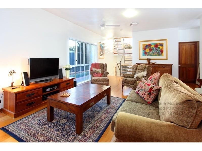 35 Vakuta Street, Fig Tree Pocket QLD 4069