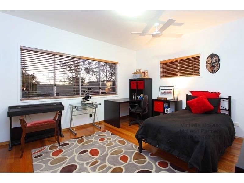 35 Vakuta Street, Fig Tree Pocket QLD 4069