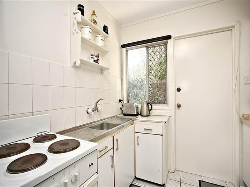 2/33 Kate Street, Indooroopilly QLD 4068