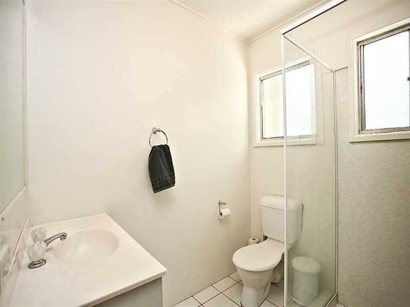 2/33 Kate Street, Indooroopilly QLD 4068