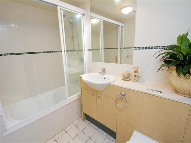 706/100 Bowen Terrace, Fortitude Valley QLD 4006