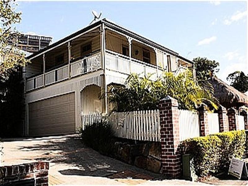 35 Cunningham Street, Taringa QLD 4068