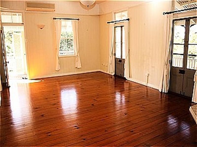 35 Cunningham Street, Taringa QLD 4068