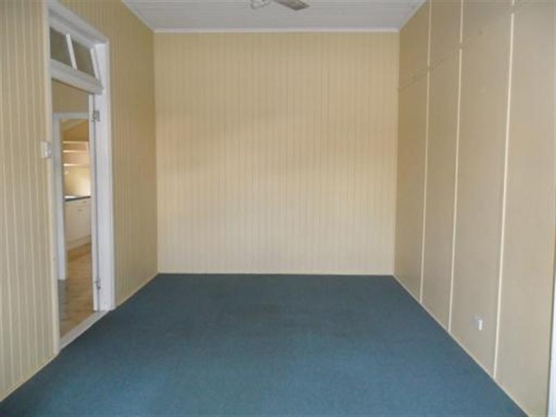 2/148 Waterworks Road, Ashgrove QLD 4060