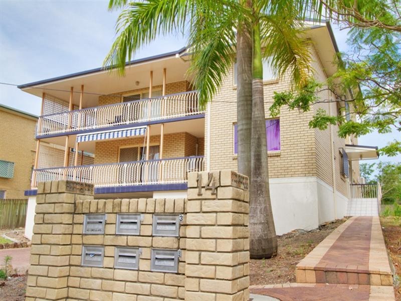 2/14 Warren Street, St Lucia QLD 4067