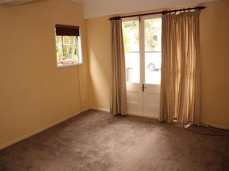 22 Vera Street, Toowong QLD 4066