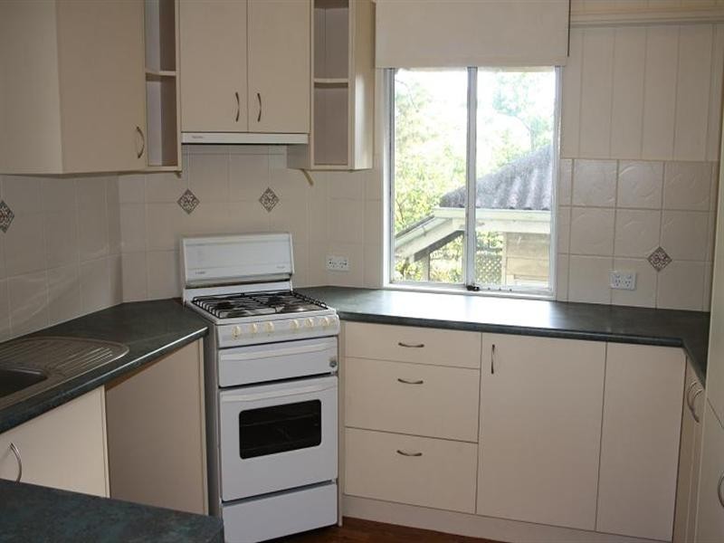 12 Rokeby Terrace, Taringa QLD 4068