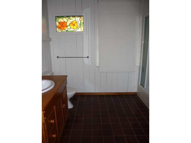 12 Rokeby Terrace, Taringa QLD 4068