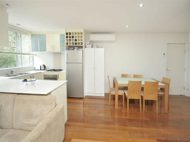 8/81 Maryvale Street, Toowong QLD 4066