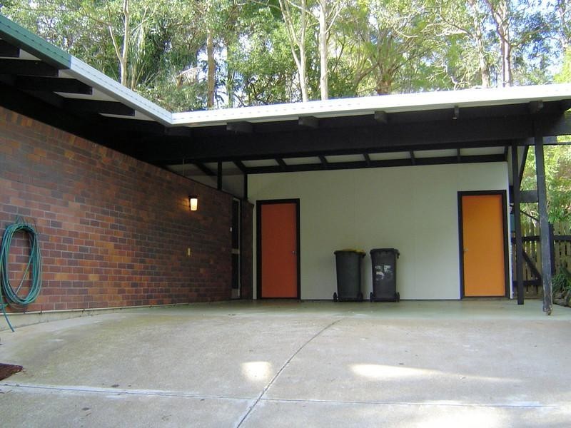 35 Ashburton Street, Chapel Hill QLD 4069