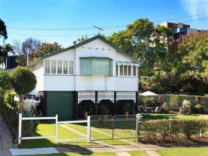 9 Mcilwraith Street, Auchenflower QLD 4066