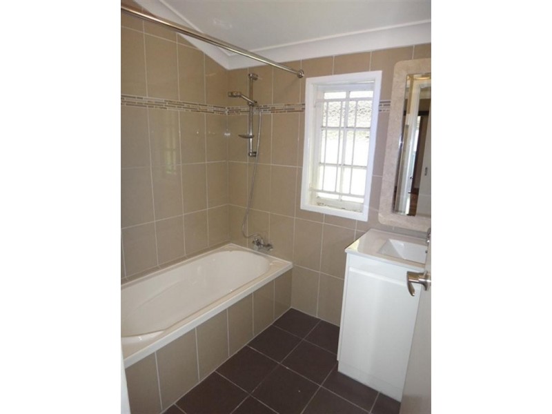 9 Mcilwraith Street, Auchenflower QLD 4066