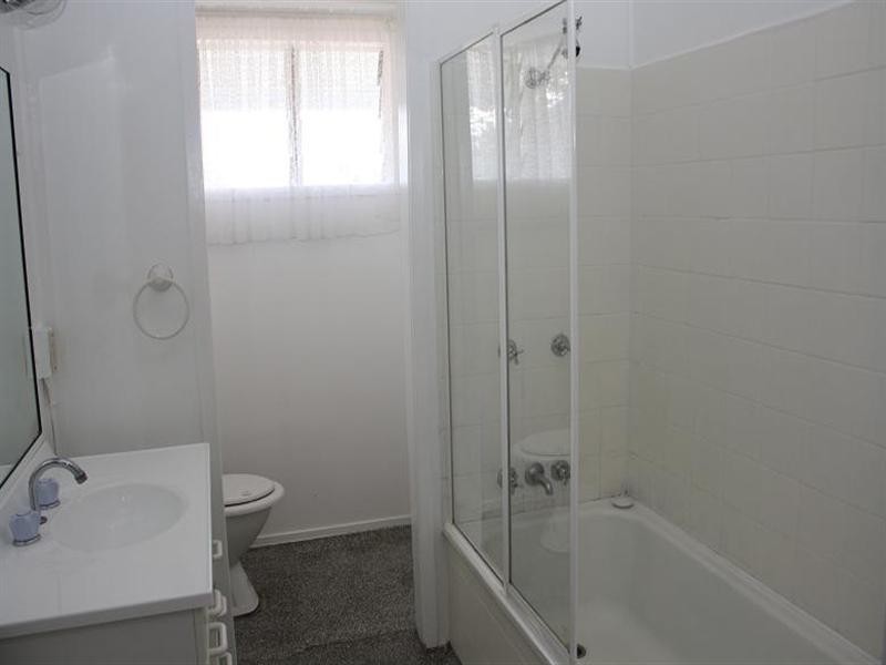 32 Norm Street, Kenmore QLD 4069