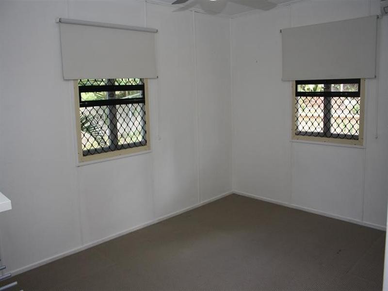 32 Norm Street, Kenmore QLD 4069