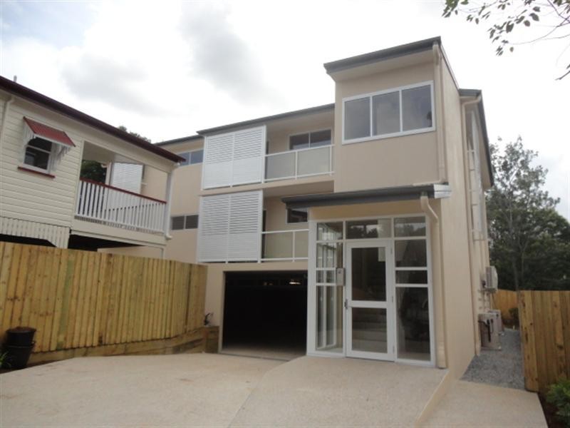 4/16 Explorer Street, Toowong QLD 4066