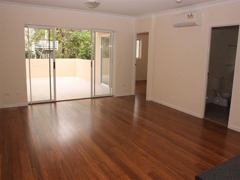 1/16 Explorer Street, Toowong QLD 4066