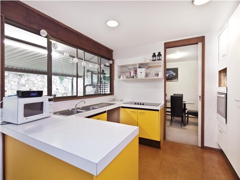 35 Ironbark Road, Chapel Hill QLD 4069