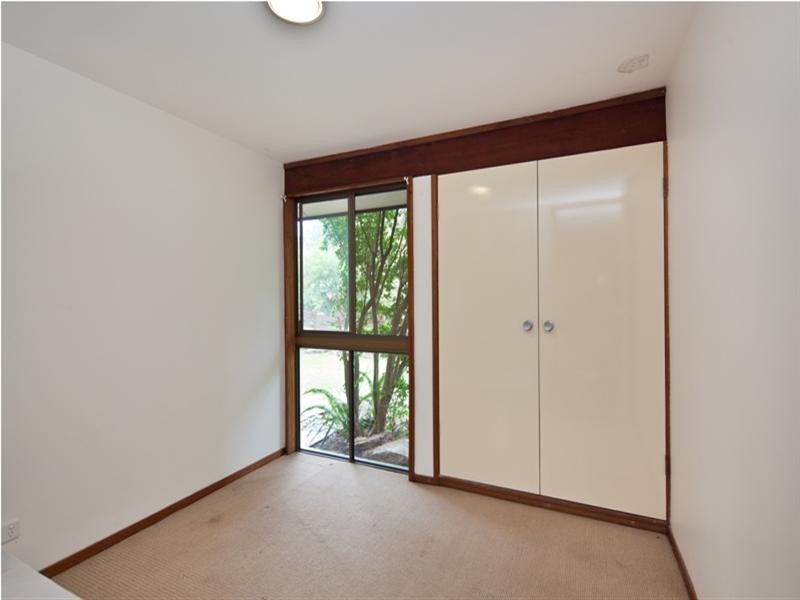 35 Ironbark Road, Chapel Hill QLD 4069