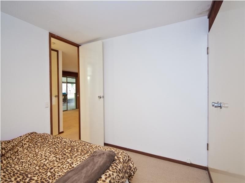 35 Ironbark Road, Chapel Hill QLD 4069