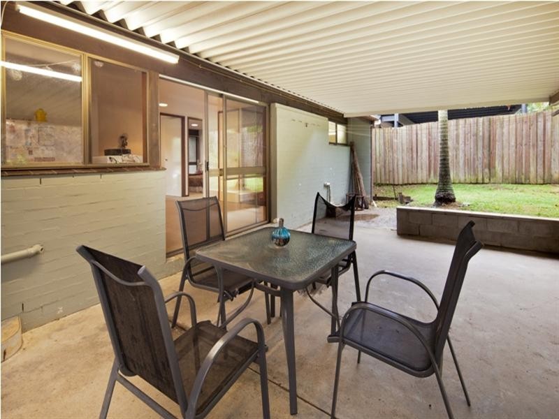 35 Ironbark Road, Chapel Hill QLD 4069