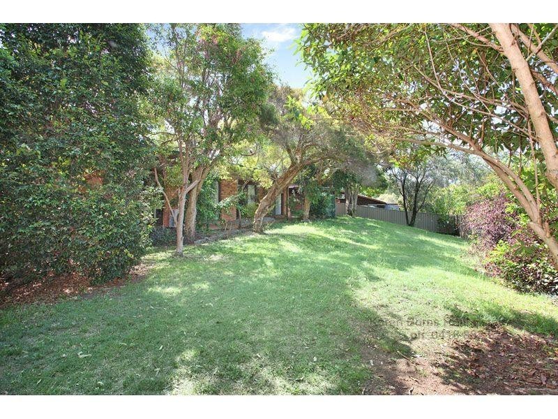 8 Goolman Street, Chapel Hill QLD 4069