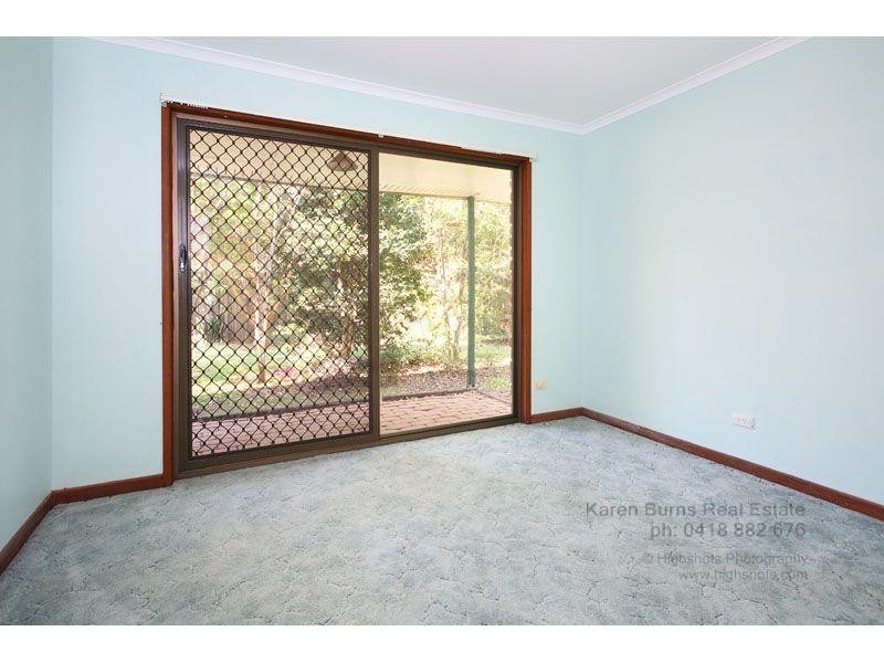 8 Goolman Street, Chapel Hill QLD 4069