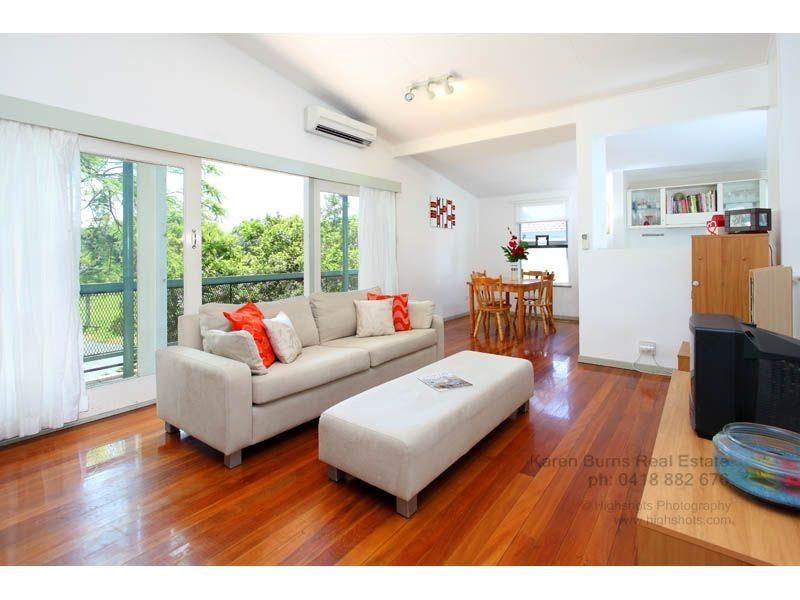 4 Ijong Street, Kenmore QLD 4069