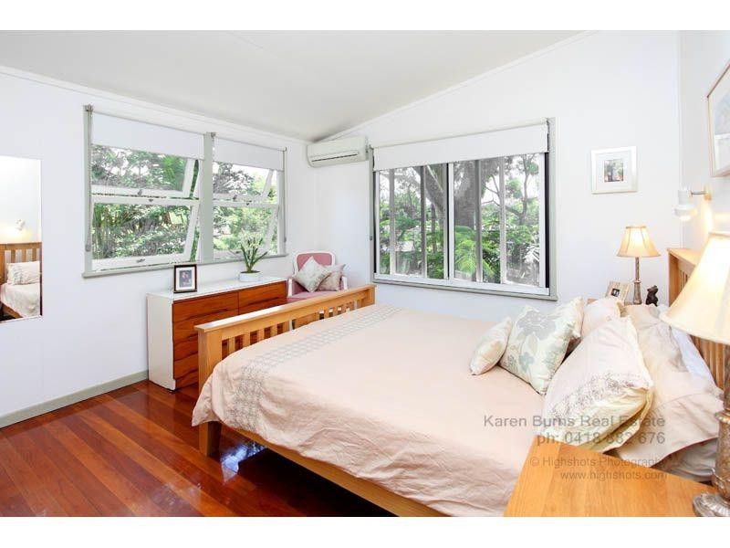 4 Ijong Street, Kenmore QLD 4069