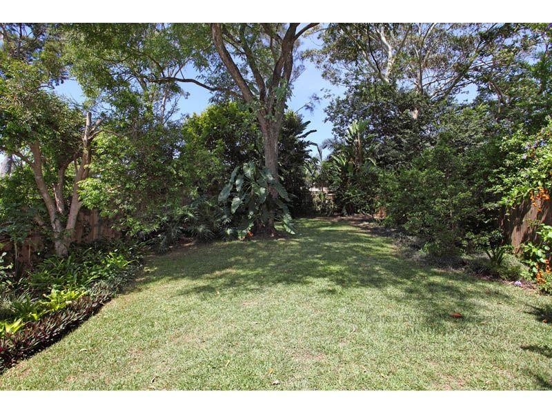 4 Ijong Street, Kenmore QLD 4069