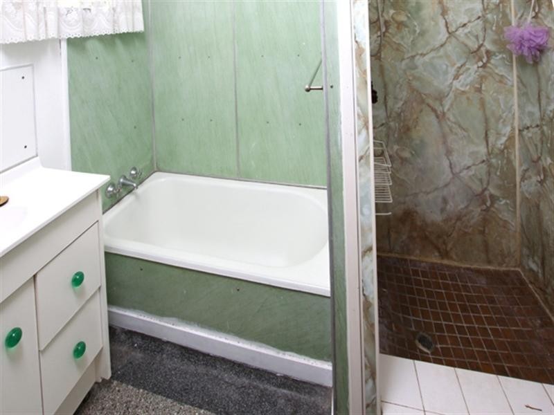 10 Gray Avenue, Corinda QLD 4075