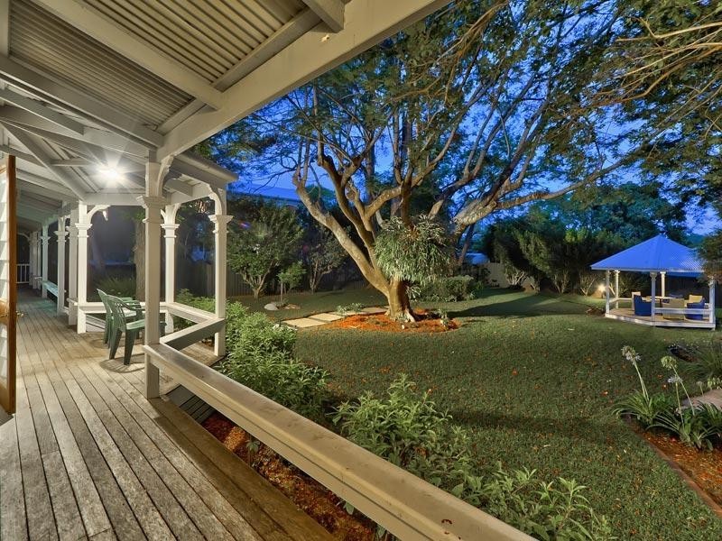 61 Wylie Street, Graceville QLD 4075